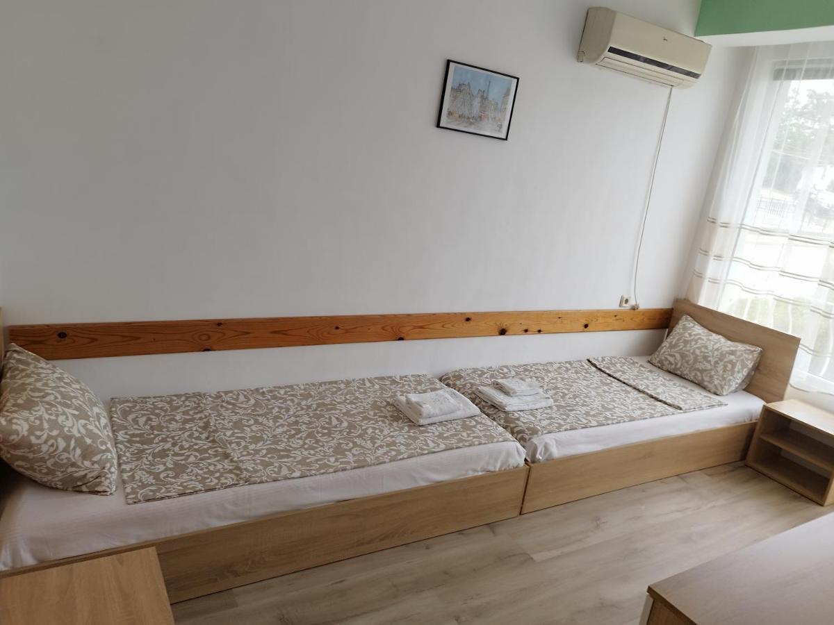 Family Hotel Kentavar 2 比亚拉 外观 照片